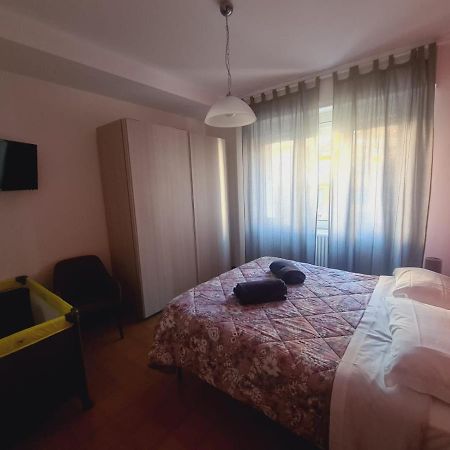 Апартаменты P In Centro Сестри-Леванте Экстерьер фото
